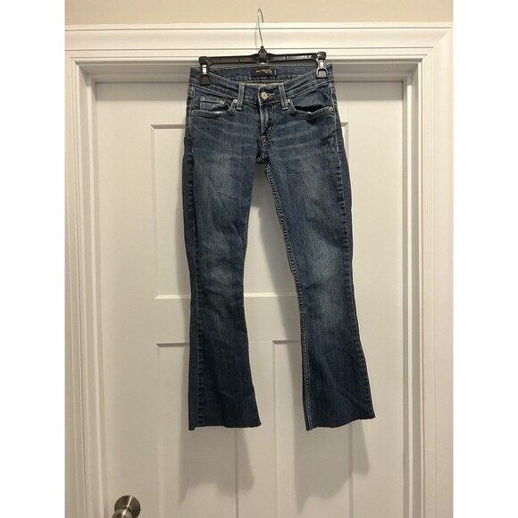 Levi's 524 too superlow Bootcut Dark Wash Women’s Blue Jeans Denim Size 0 Y2K - Picture 1 of 10